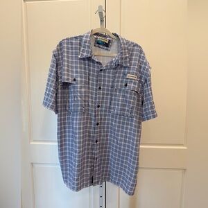 Magellan Outdoors Blue and Red Casual Button Down Shirt XL